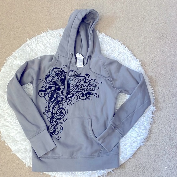 Disneyland Resort Pirate Princess Gray Hoodie - Picture 1 of 5